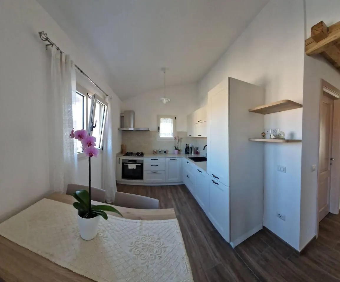 Apartmán Casa Regina Elegante In Centro Palau